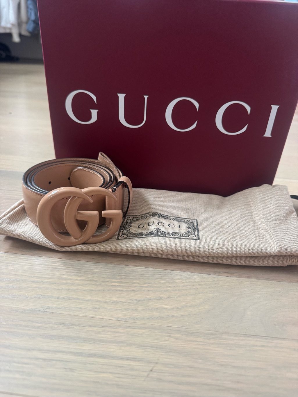 Gucci Beige/Tan Leather Double G Belt With Glossy Buckle